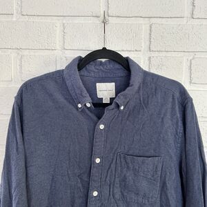 American Eagle Chambray Button Up Mens Large Dark Blue White Buttons Pocket